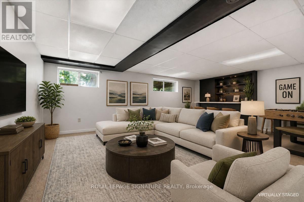 138 GRADWELL DRIVE - 18