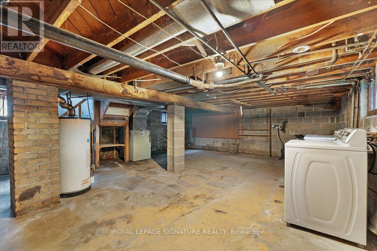 138 GRADWELL DRIVE - 19