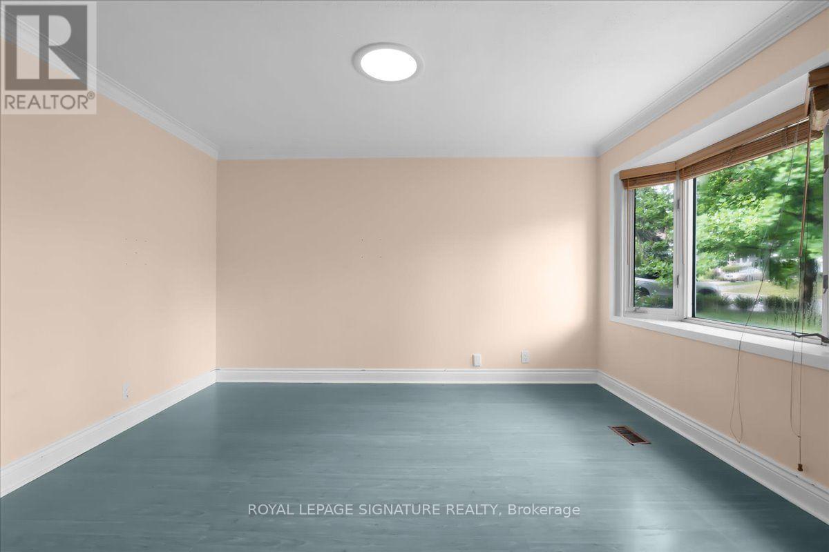 138 GRADWELL DRIVE - 3