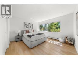 879 Westview Crescent, North Vancouver, BC V7N2L5 Photo 18