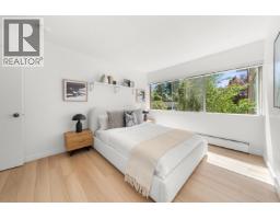879 Westview Crescent, North Vancouver, BC V7N2L5 Photo 22