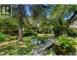 879 Westview Crescent, North Vancouver, BC V7N2L5 Photo 30