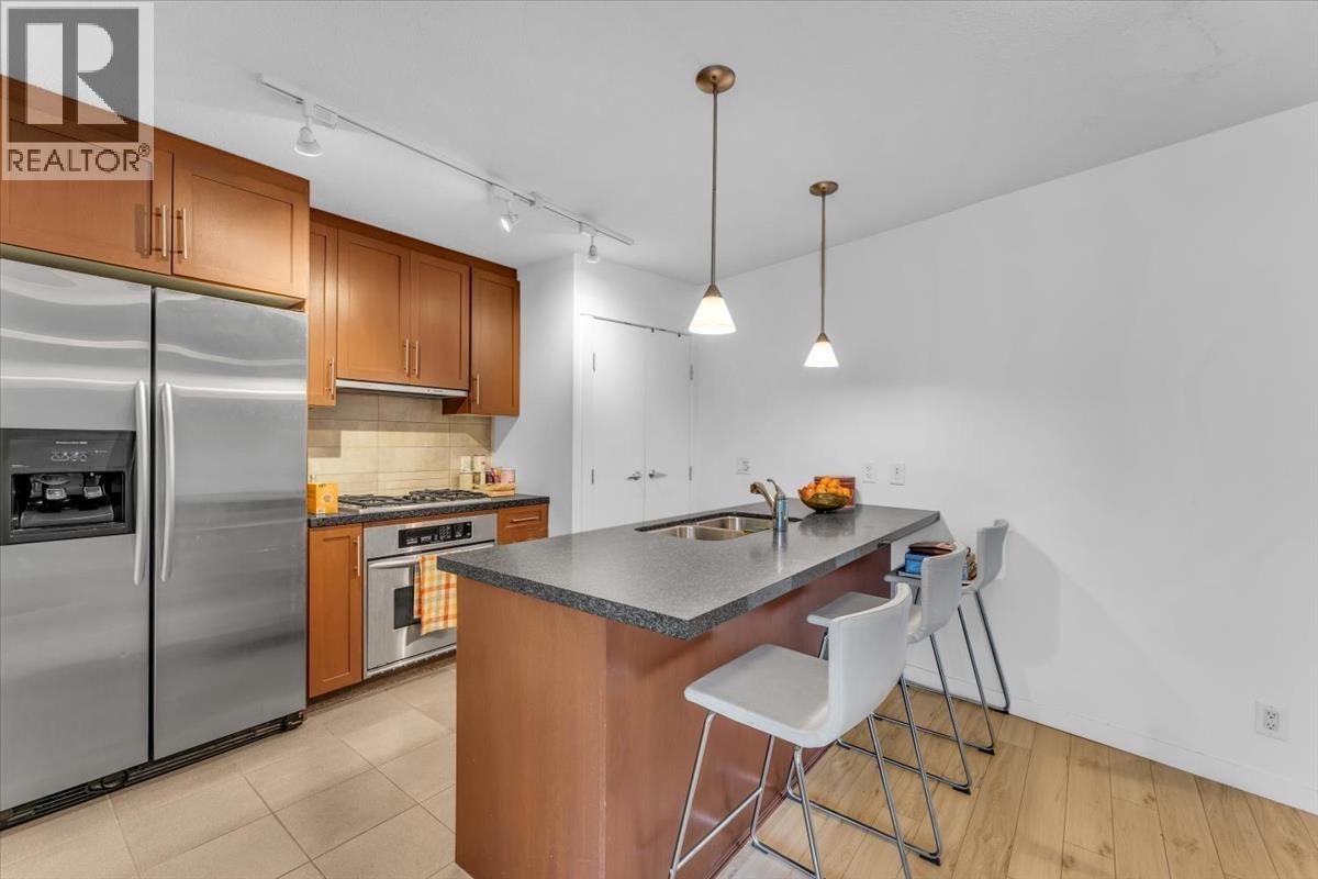 2 Bed, 1 Bath House for Sale in Vancouver – 1707 1189 MELVILLE STREET, Vancouver – MLS# R3152262 - Image 6