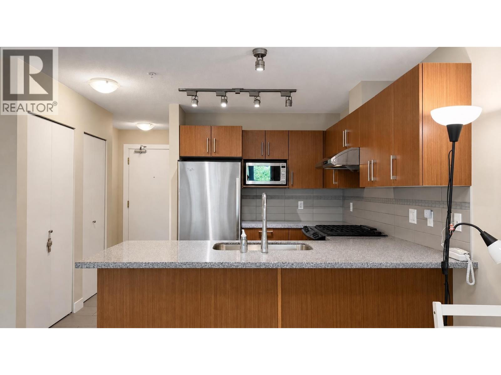 2 Bed, 2 Bath Apartment for Sale in Richmond – 212 6828 ECKERSLEY ROAD, Richmond – MLS# R3152297 - Image 9