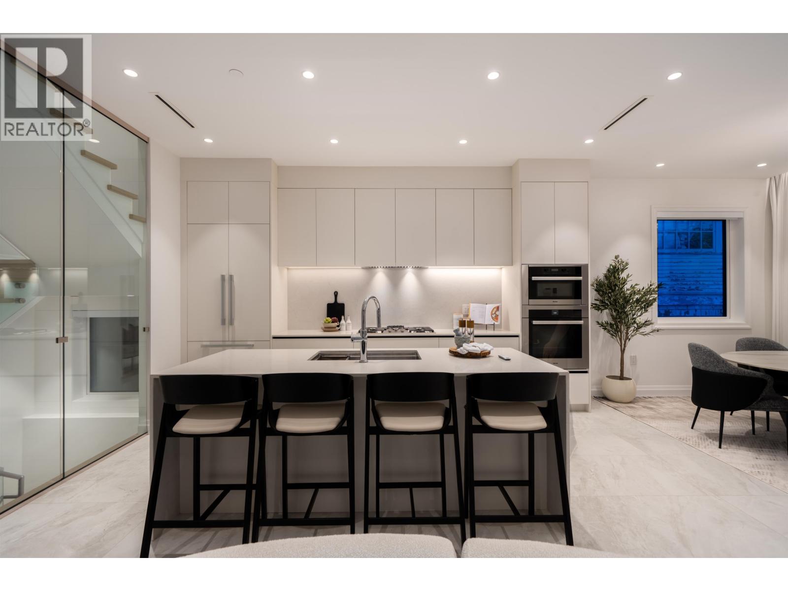 5 Bed, 6 Bath House for Sale in Vancouver – 4007 W 19TH AVENUE, Vancouver – MLS# R3152276 - Image 11