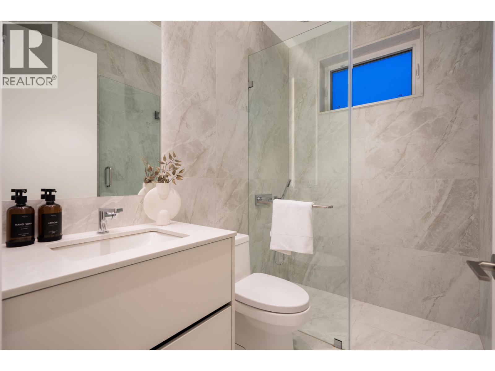 5 Bed, 6 Bath House for Sale in Vancouver – 4007 W 19TH AVENUE, Vancouver – MLS# R3152276 - Image 14