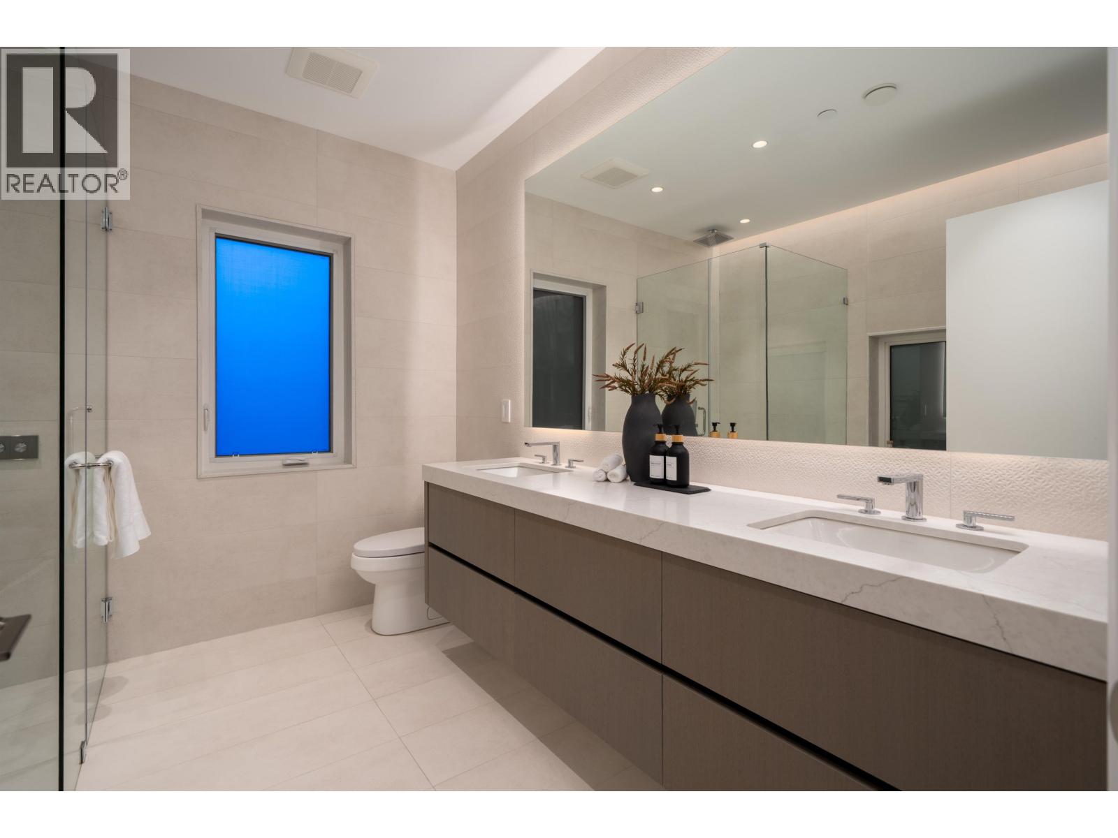 5 Bed, 6 Bath House for Sale in Vancouver – 4007 W 19TH AVENUE, Vancouver – MLS# R3152276 - Image 17