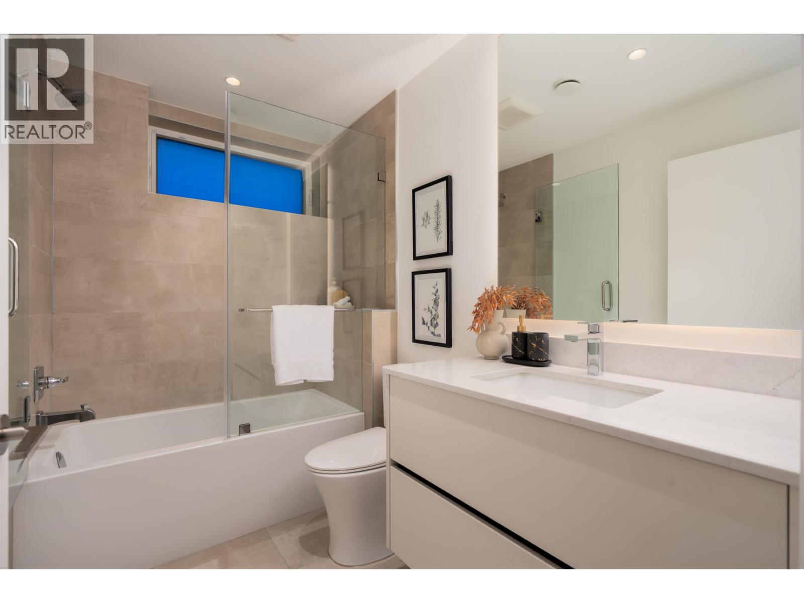5 Bed, 6 Bath House for Sale in Vancouver – 4007 W 19TH AVENUE, Vancouver – MLS# R3152276 - Image 25
