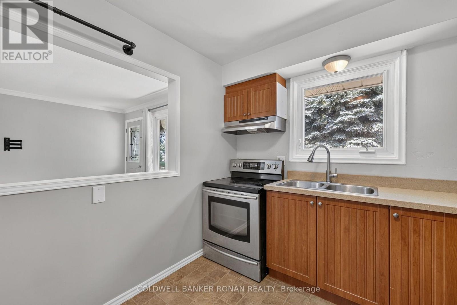 14 & 16 FLETCHER STREET - 16
