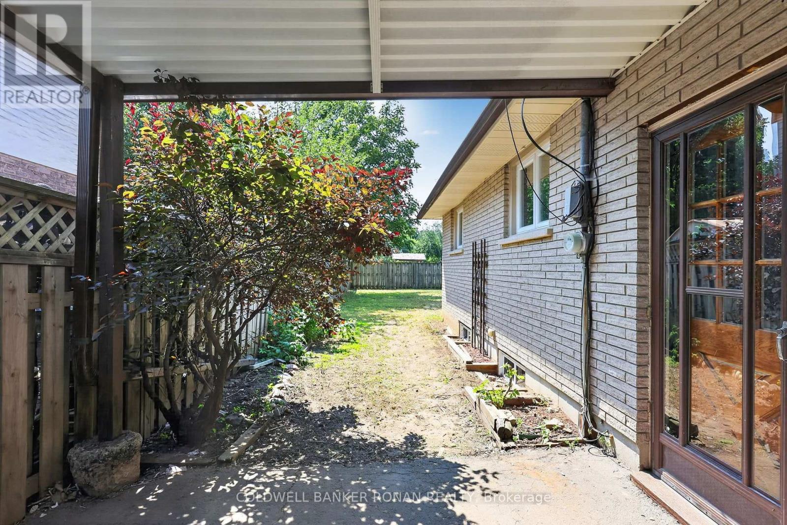 14 & 16 FLETCHER STREET - 34