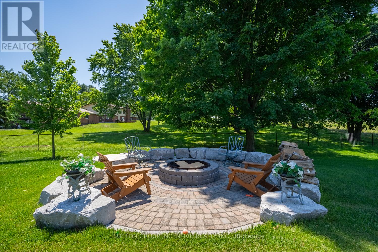 1277 SUNNIDALE ROAD - 37