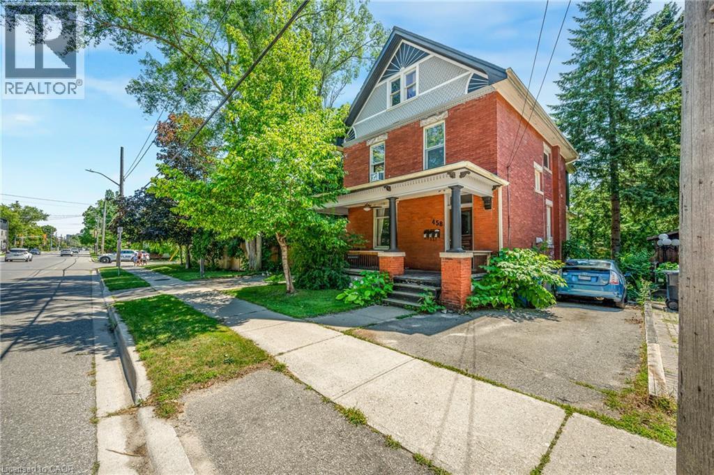 458 WOOLWICH Street — photo 2