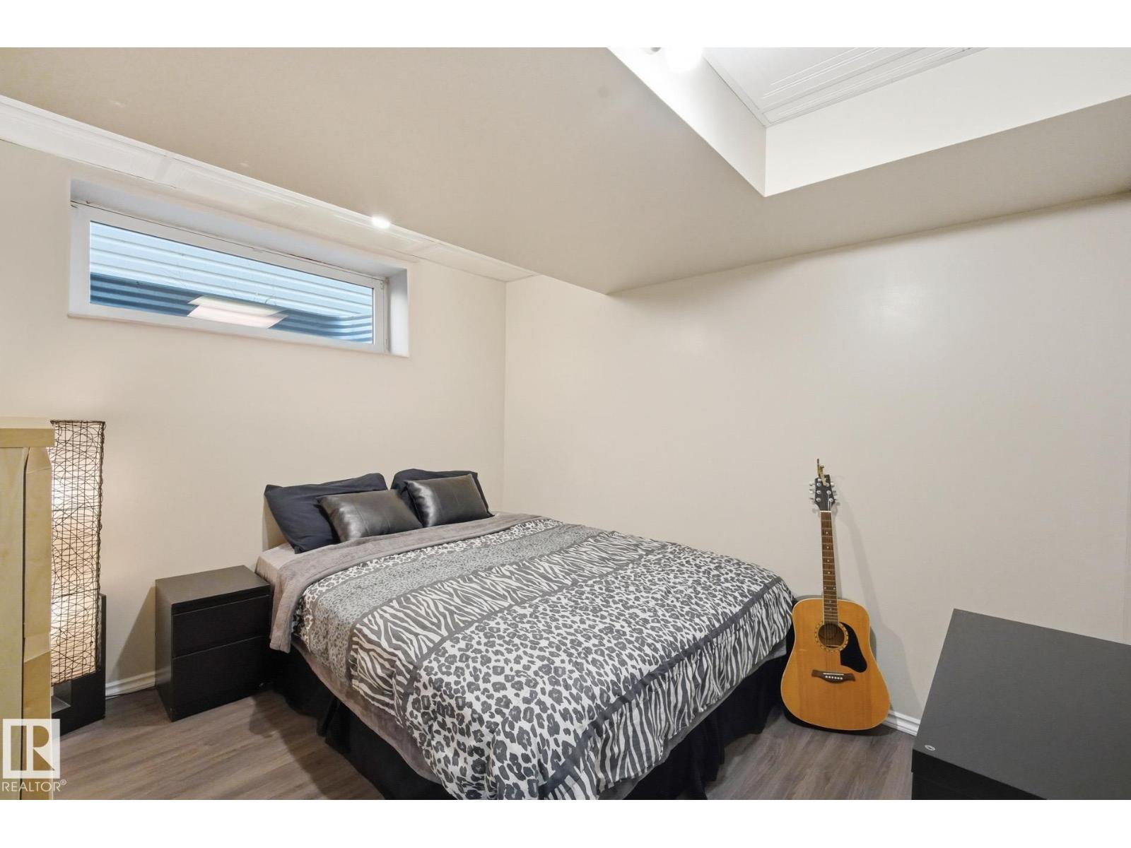 215 85 ST SW - 21