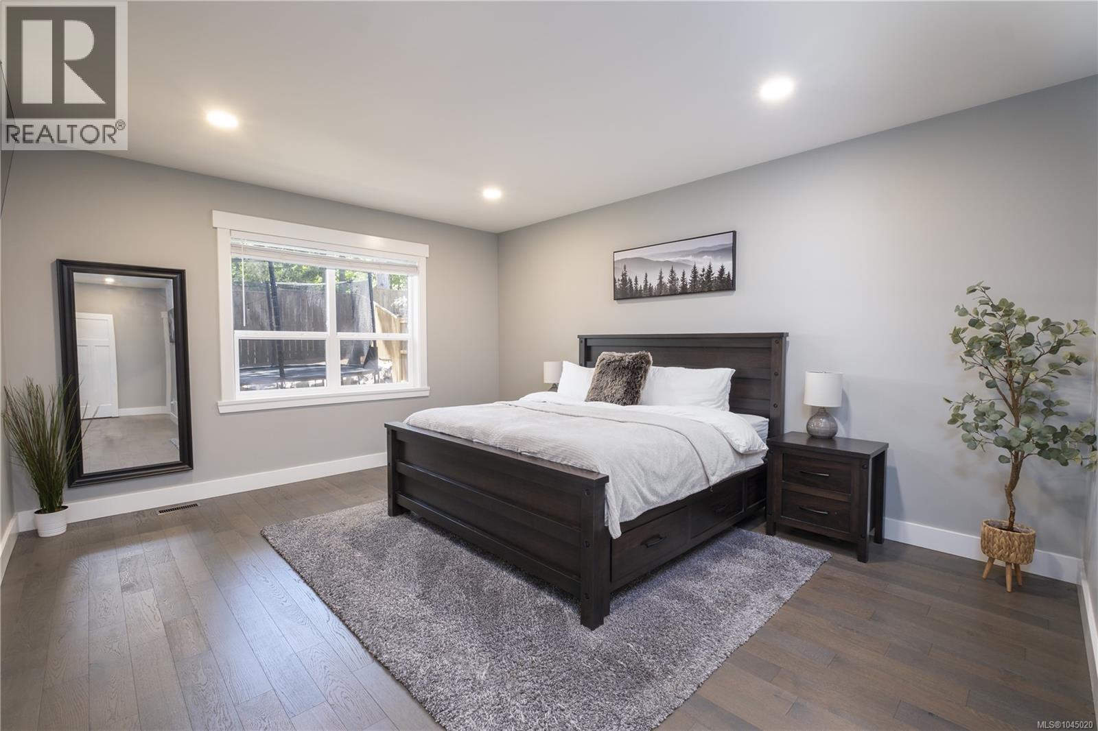 #174 303 Arden Rd - 12