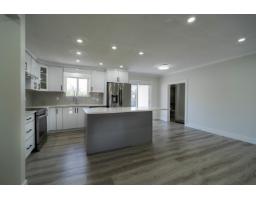 17396 62a Avenue, Surrey, BC V3S5J1 Photo 7