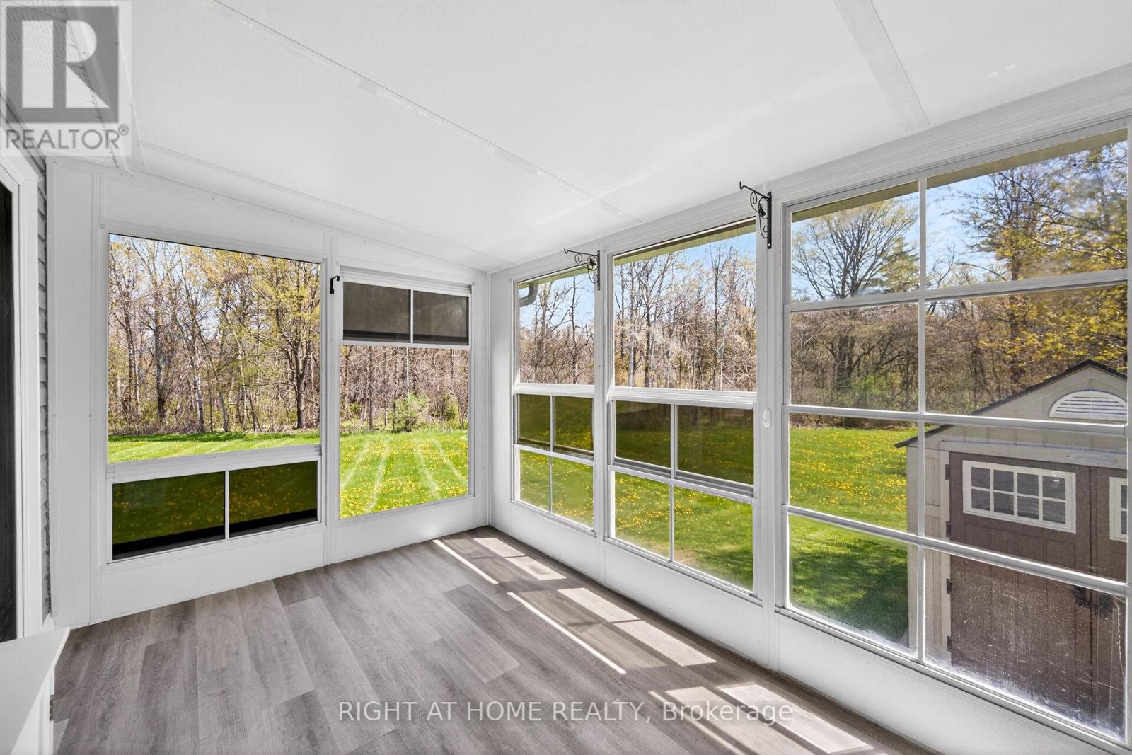 5 BEECH STREET - 4449 MILBUROUGH LINE - Image 37