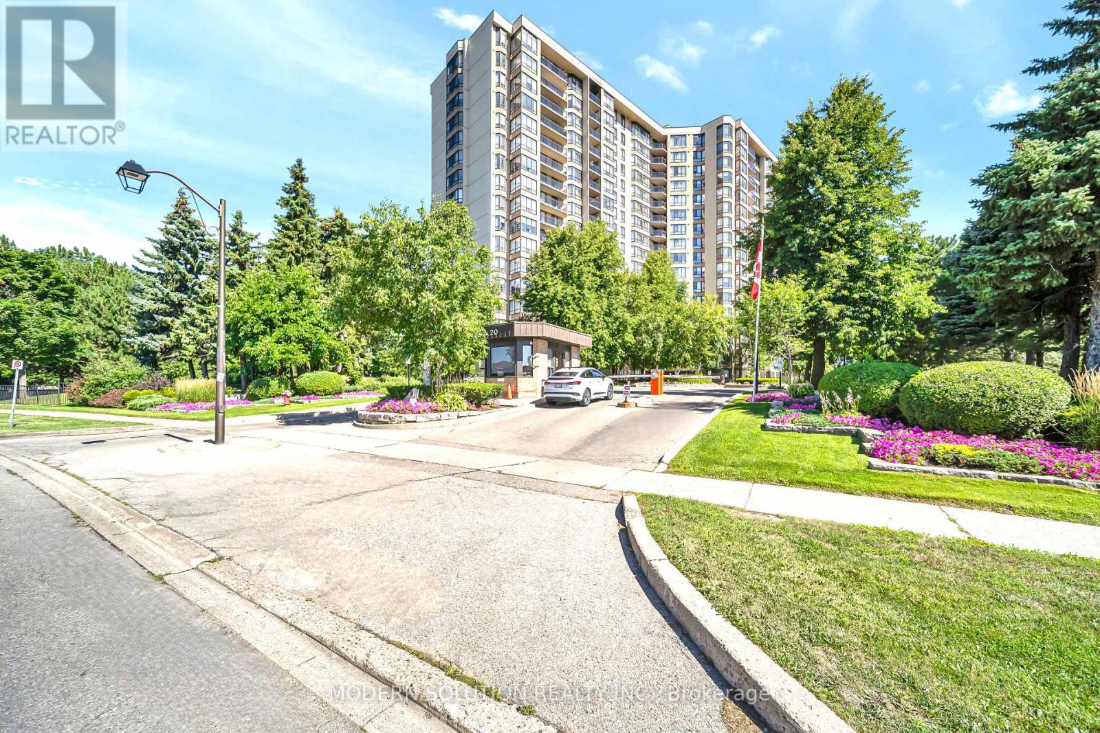 #501 20 CHERRYTREE DRIVE - 6