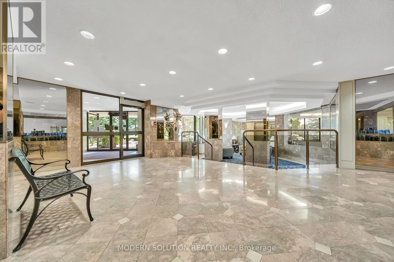 #501 20 CHERRYTREE DRIVE - 9
