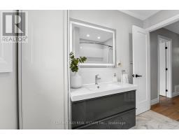 157 - 400 Mississauga Valley Boulevard, Mississauga, ON L5A3N6 Photo 24