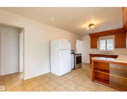 10013 98 Av, Morinville, AB T8R1G3 Photo 10