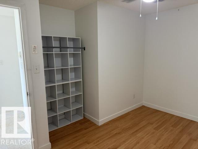 #210 70 WOODSMERE CL - Image 14
