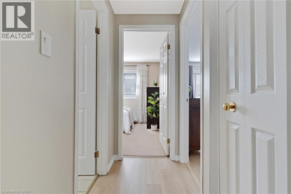 913 COPPER LEAF Crescent - Image 31