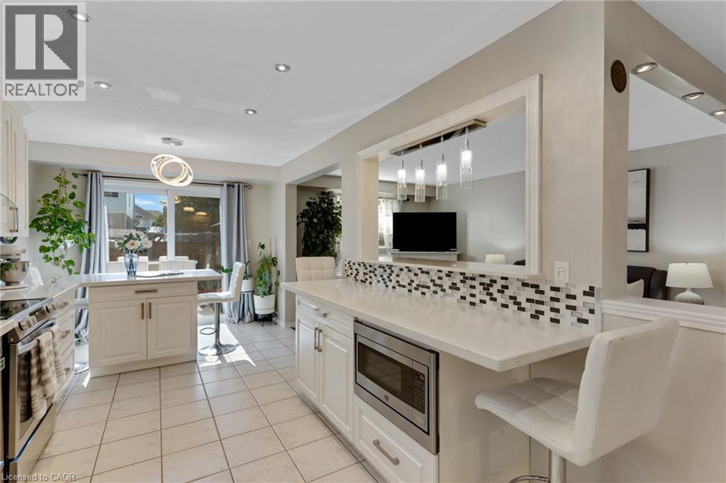 913 COPPER LEAF Crescent - Image 19
