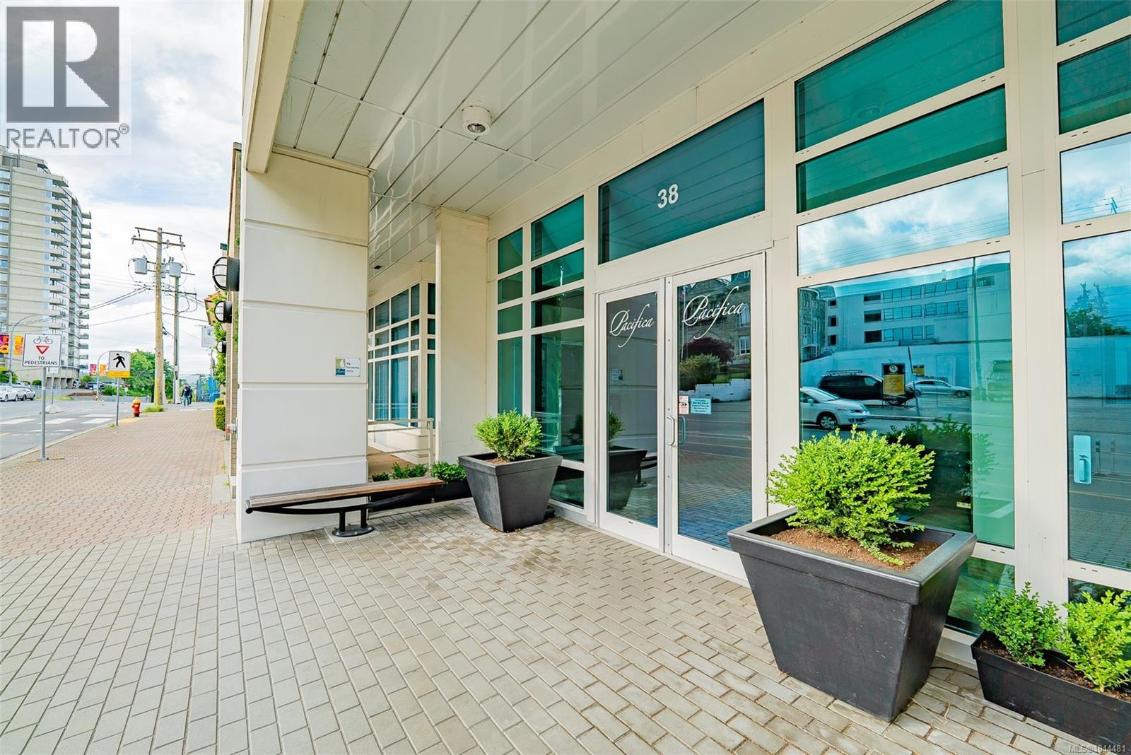 #506 38 Front St - 31