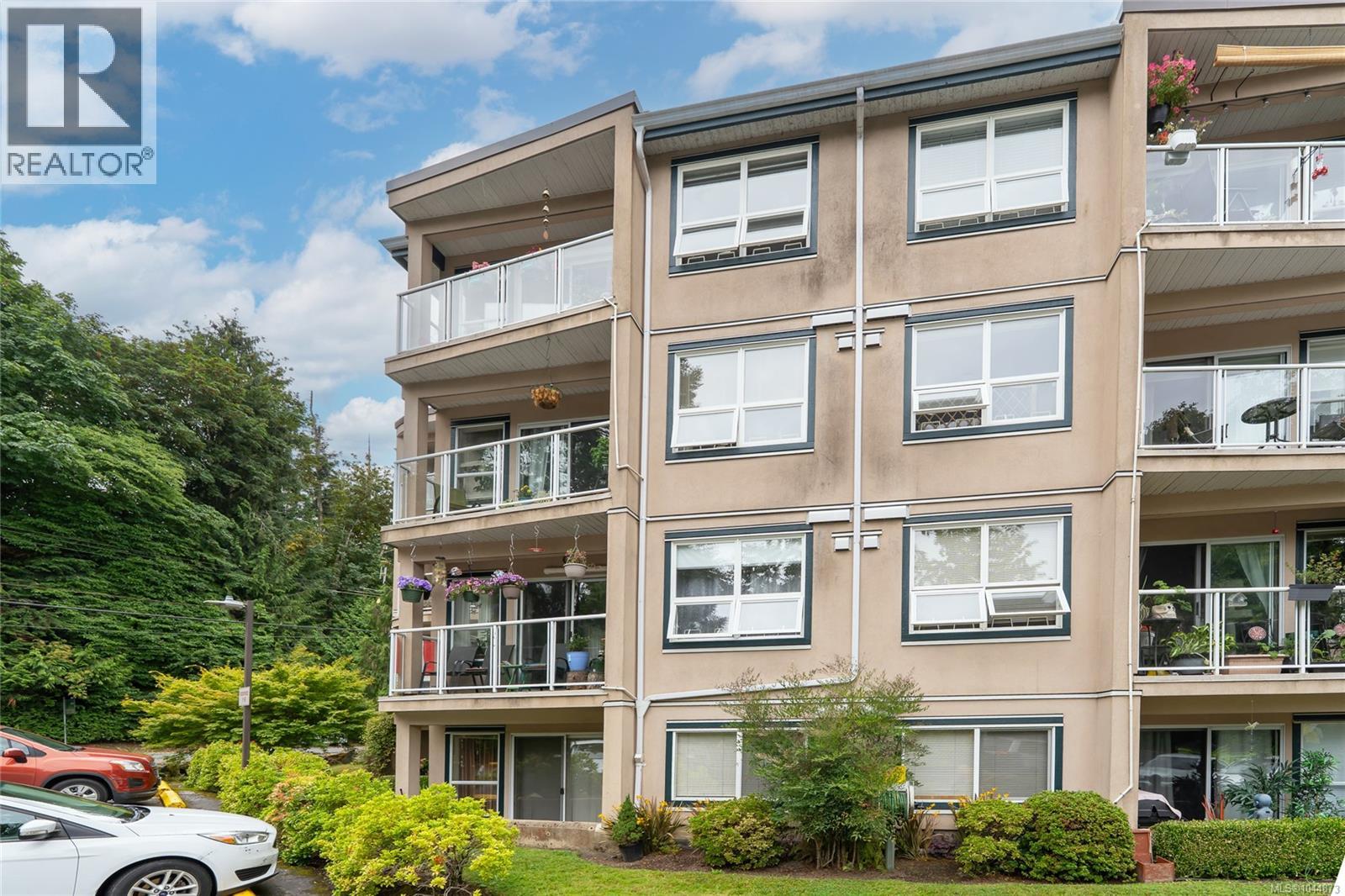 #403A 3000 Oak St - 1
