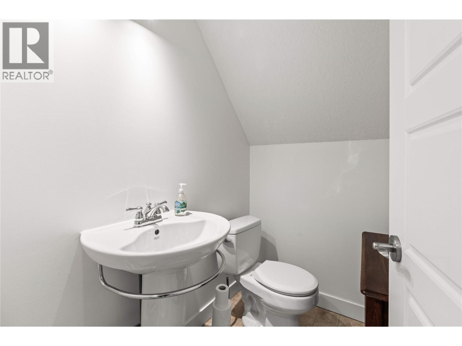 3404 McKechnie Drive - 39