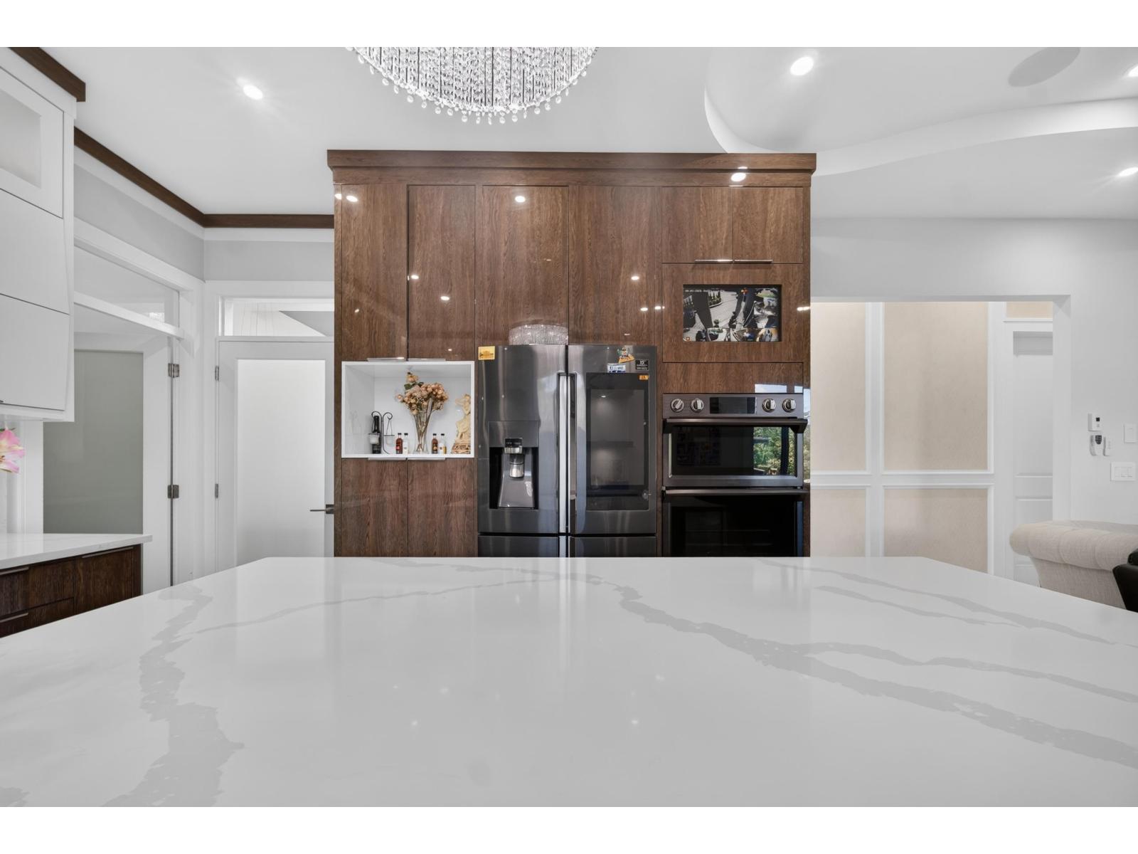 8 Bed, 6 Bath House for Sale in Delta – 7565 116 STREET, Delta – MLS# R3152151 - Image 23