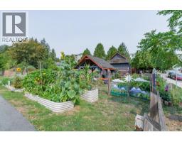 11664 223 Street, Maple Ridge, BC V2X5X5 Photo 8