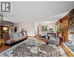 667 Cypress Street, Coquitlam, BC V3J6L3 Photo 7