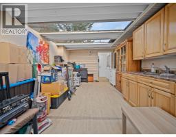 667 Cypress Street, Coquitlam, BC V3J6L3 Photo 31