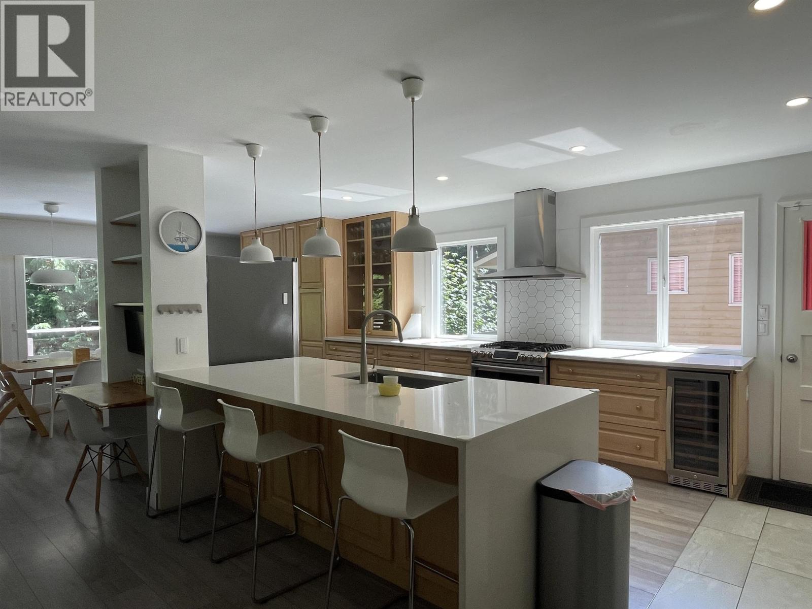 6570 MADRONA CRESCENT, West Vancouver
