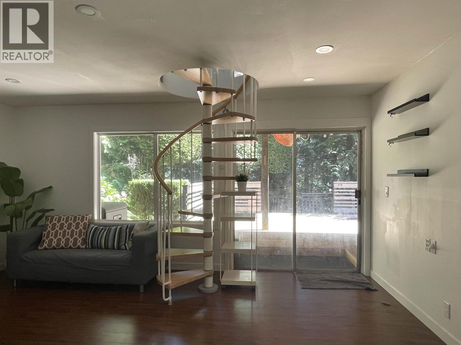 6570 MADRONA CRESCENT, West Vancouver