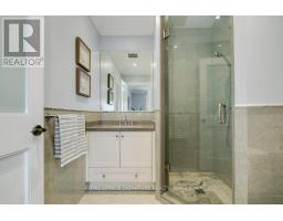15 Sulkara Court, Toronto, ON M4A2G8 Photo 18