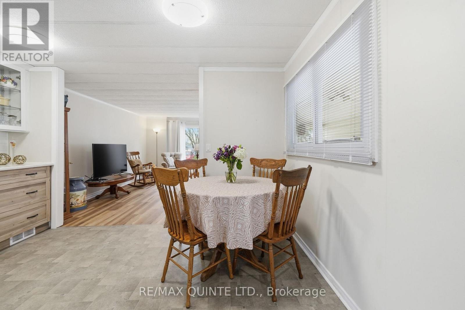 7 FINCH LANE - Image 10