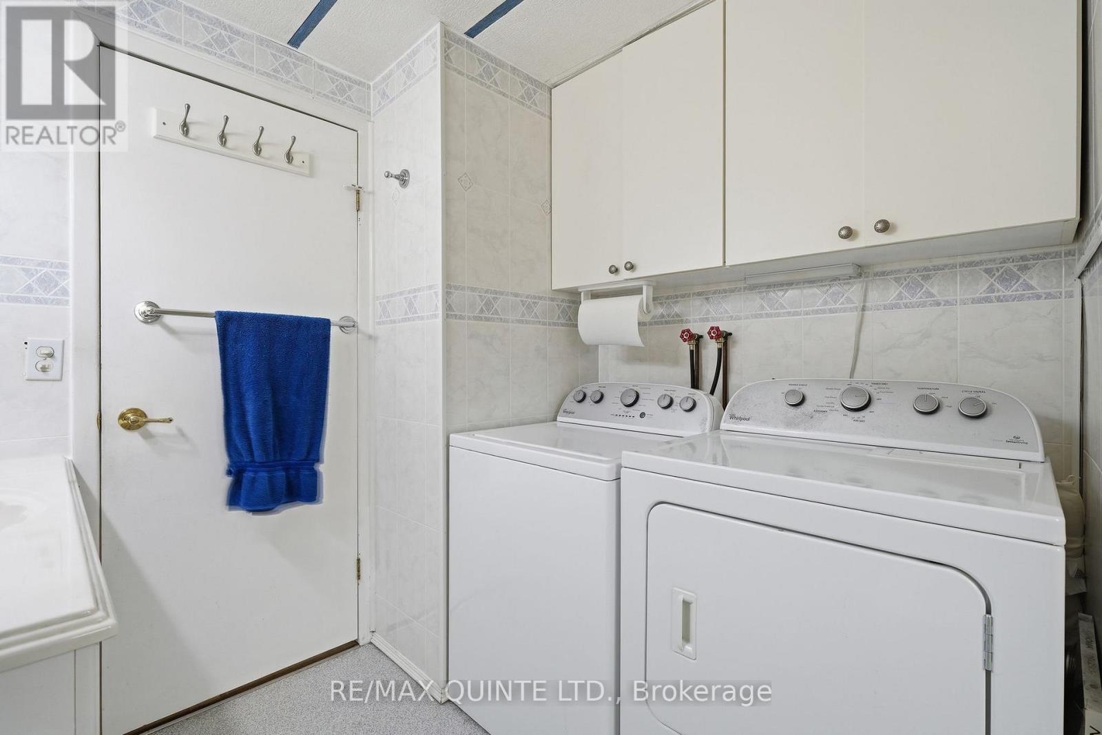 7 FINCH LANE - Image 23