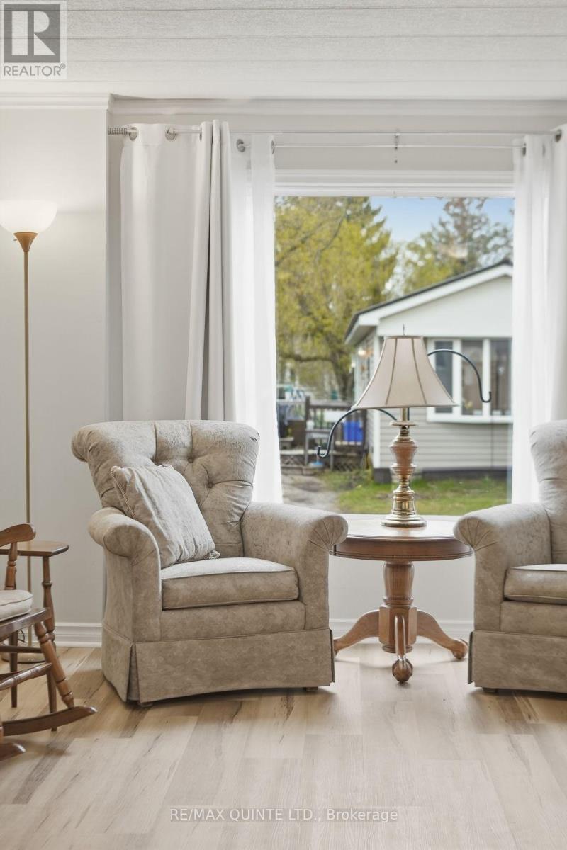 7 FINCH LANE - 9