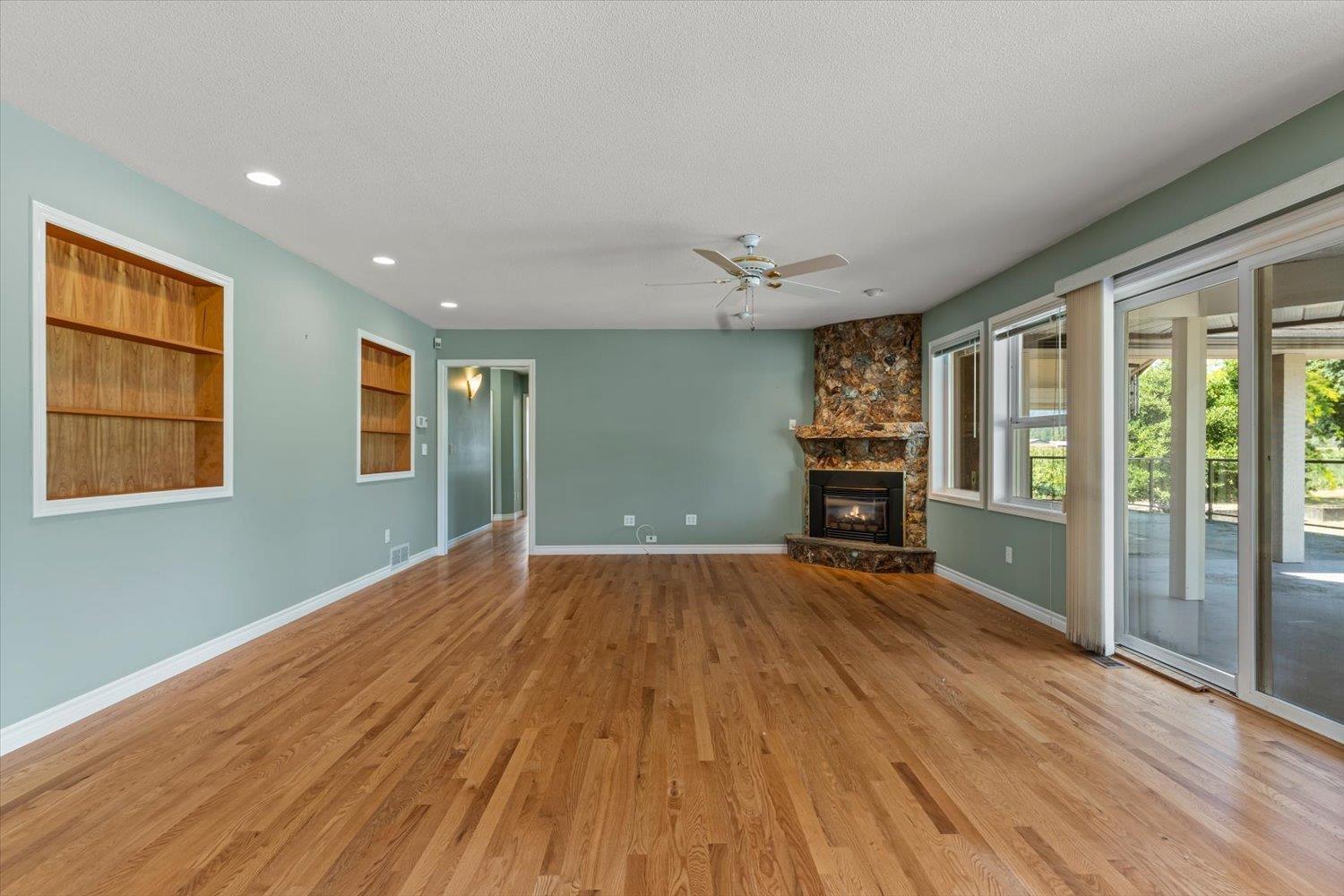 4 Bed, 3 Bath House for Sale in Chilliwack – 47083 BELL ROAD, Fairfield Island, Chilliwack – MLS# R3152306 - Image 16