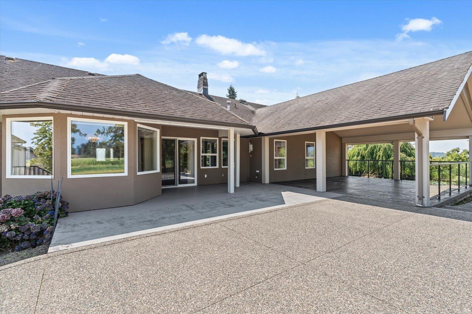 4 Bed, 3 Bath House for Sale in Chilliwack – 47083 BELL ROAD, Fairfield Island, Chilliwack – MLS# R3152306 - Image 6