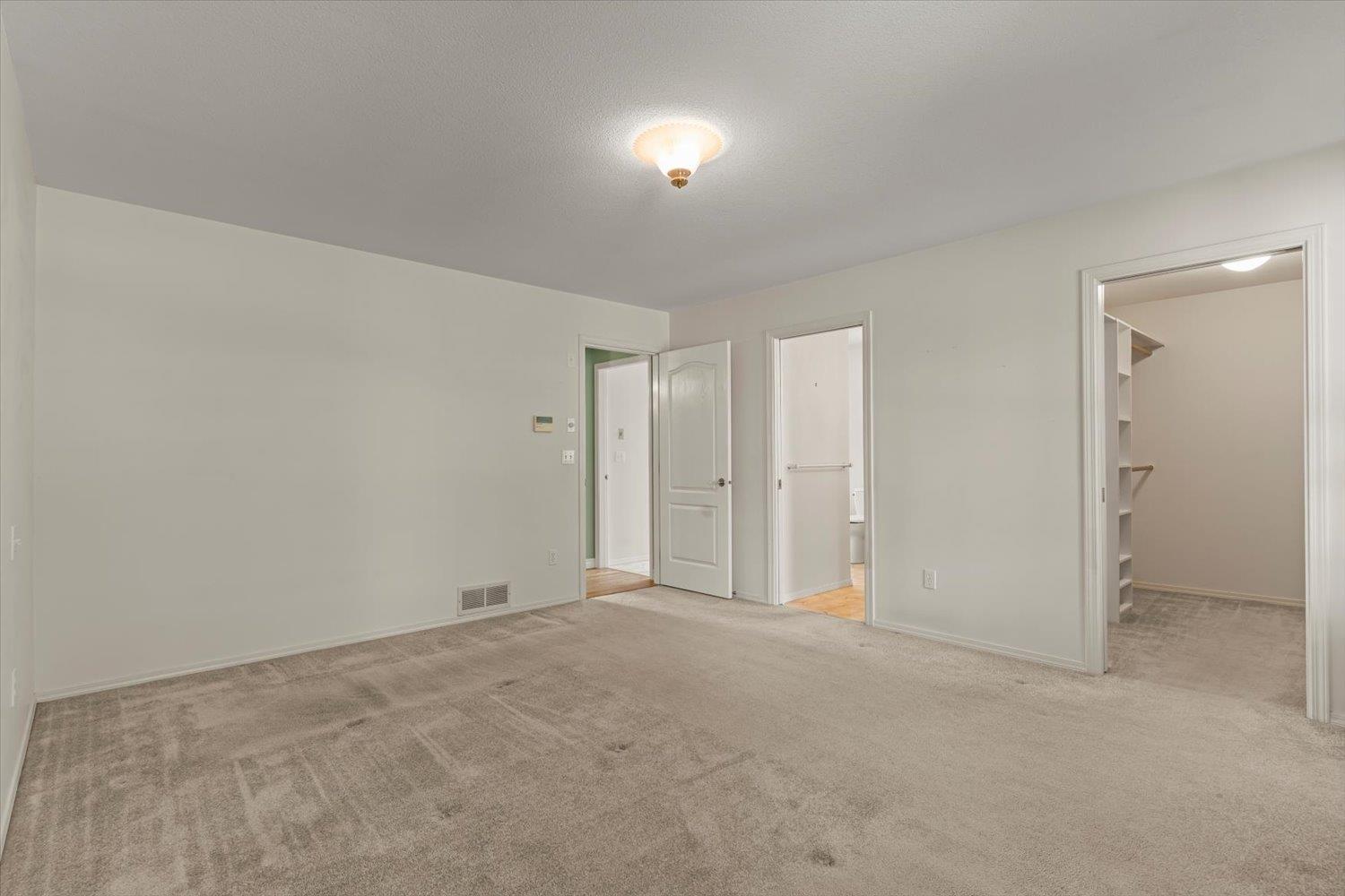 4 Bed, 3 Bath House for Sale in Chilliwack – 47083 BELL ROAD, Fairfield Island, Chilliwack – MLS# R3152306 - Image 32