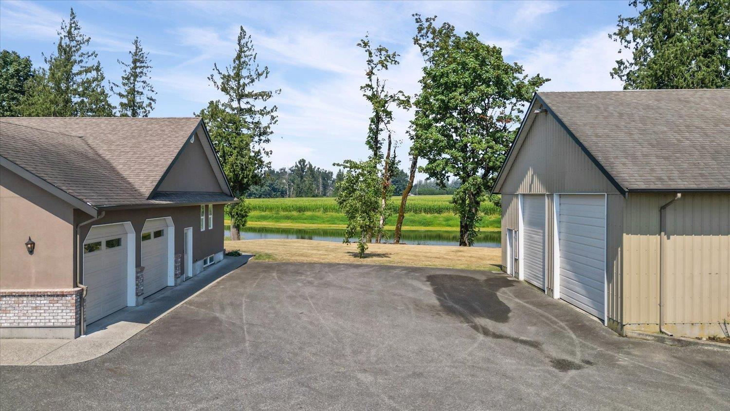 4 Bed, 3 Bath House for Sale in Chilliwack – 47083 BELL ROAD, Fairfield Island, Chilliwack – MLS# R3152306 - Image 8