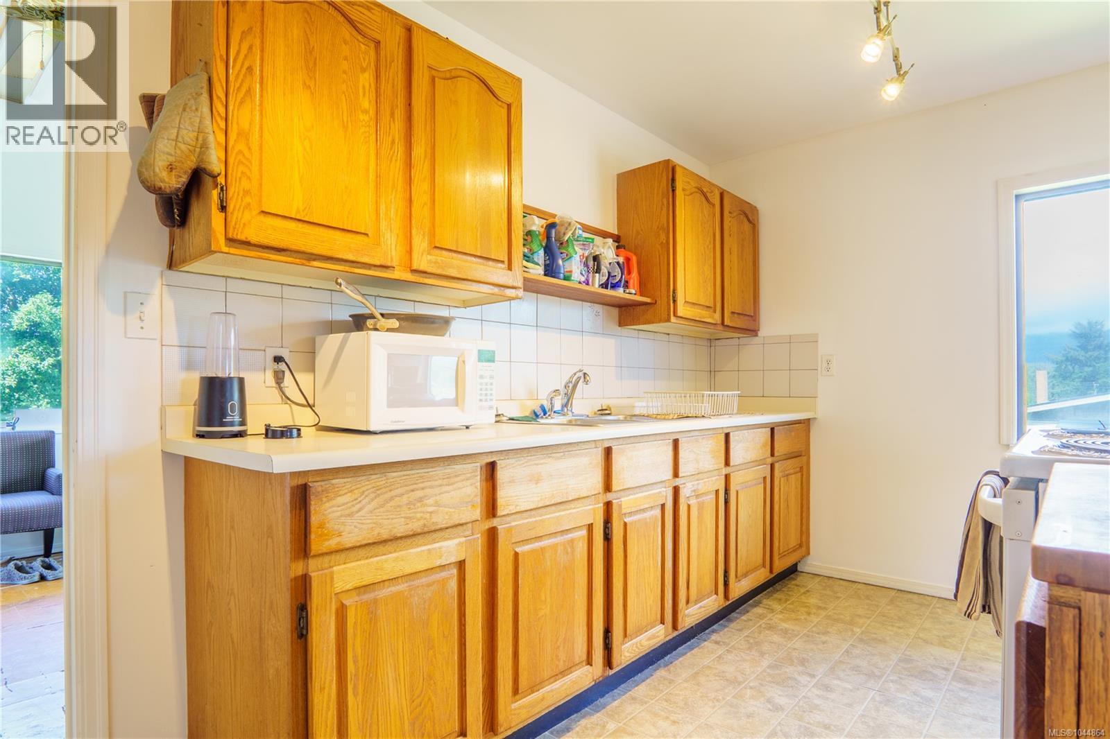 269 Matterson Dr - 13