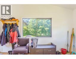 269 Matterson Dr, Ucluelet, BC V0R3A0 Photo 27