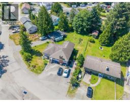 269 Matterson Dr, Ucluelet, BC V0R3A0 Photo 58