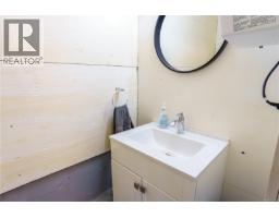 269 Matterson Dr, Ucluelet, BC V0R3A0 Photo 71