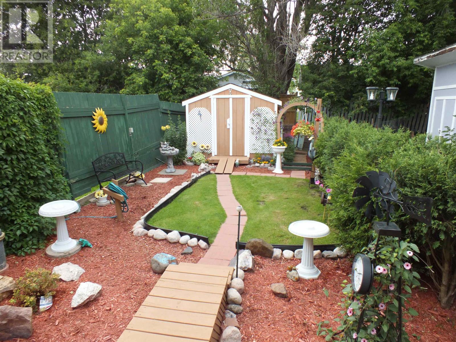 394 Brant ST - Image 30