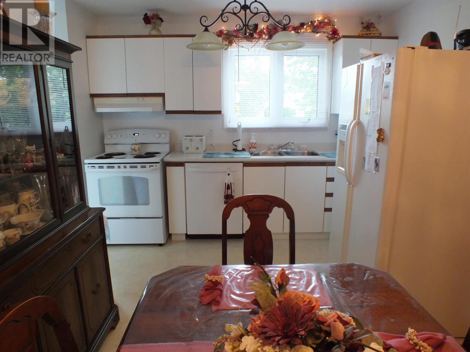 394 Brant ST - Image 7